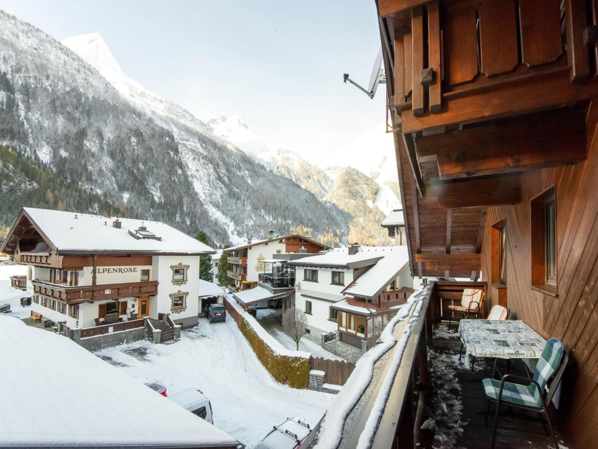 Comfortable Apartment In L Ngenfeld With Ski Storage Längenfeld Exteriér fotografie